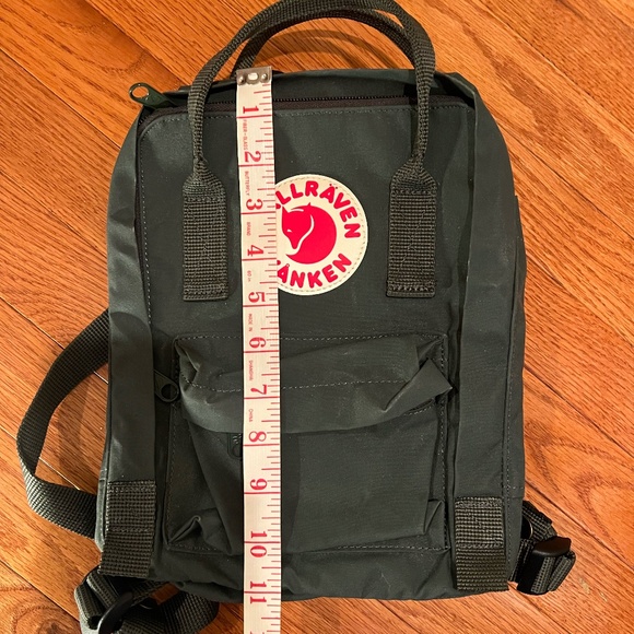 NWOT FJÄLLRÄVEN KÅNKEN Backpack - Forest Green main image 5